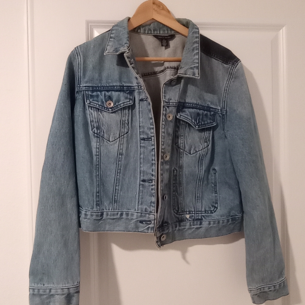 Tommy Hilfiger Light Blue Jean Jacket Size XL